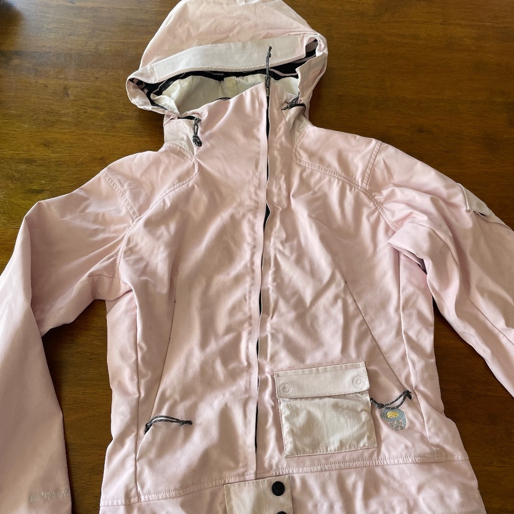 Mountain Hardware Cloud